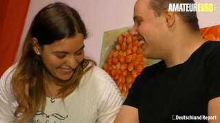 AMATEUR EURO - Sexy Arsch Däitsch Fra Gëtt gefickt Gutt vun engem geilen Mann
