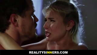 Cumming On גרויס טאָכעס פון מיין שריט סיס - RealitySinners.com Cumming On גרויס טאָכעס פון מיין שריט סיס - RealitySinners.com