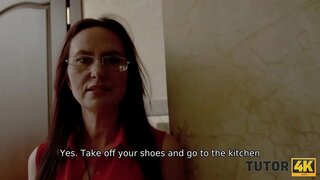 TUTOR4K. Vaikinas doesnt žinoti visus sekso gudrybių, bet turi atitikti mokytojas